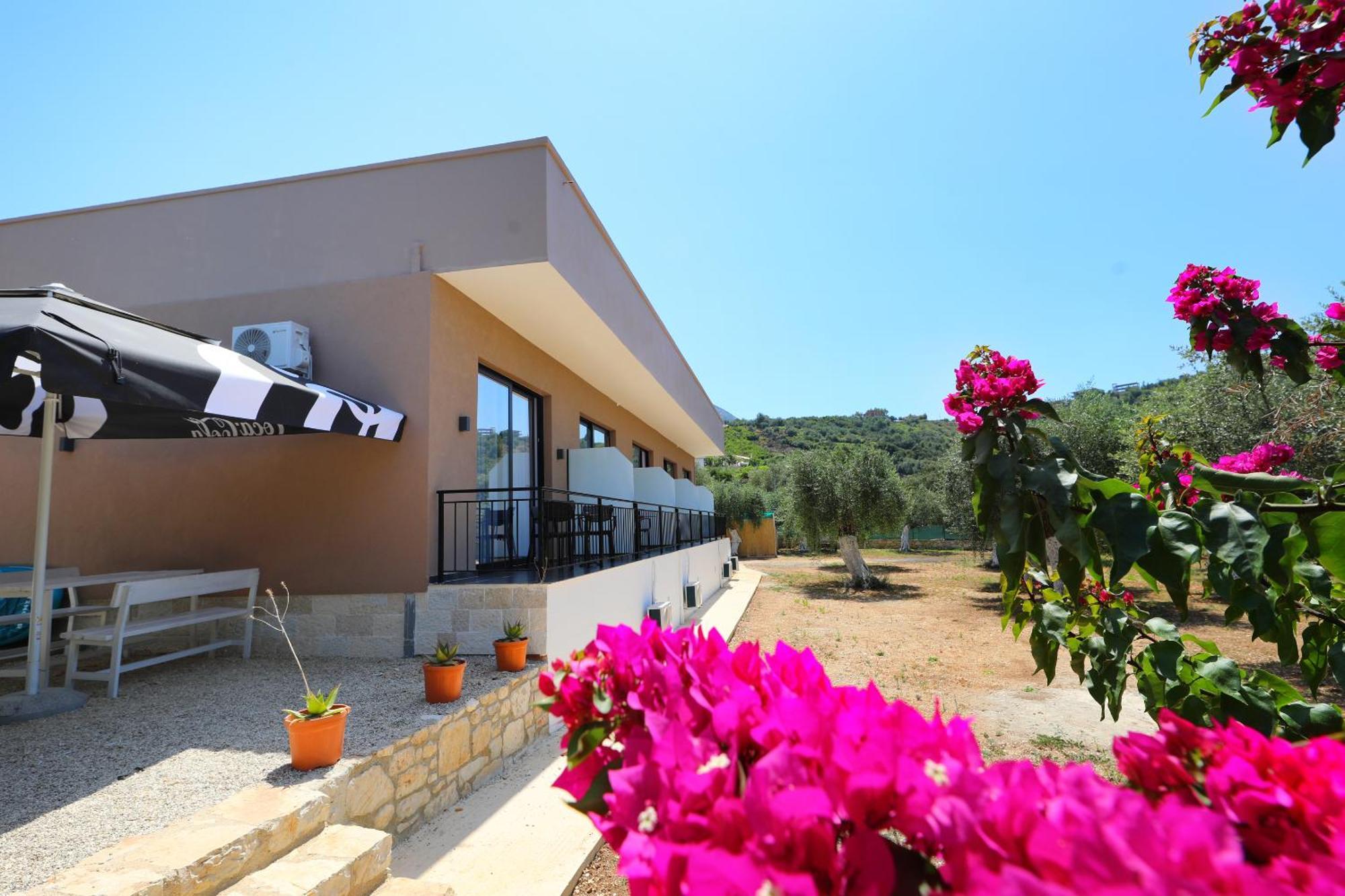 Hotel Mezzanine Bay Himare Esterno foto