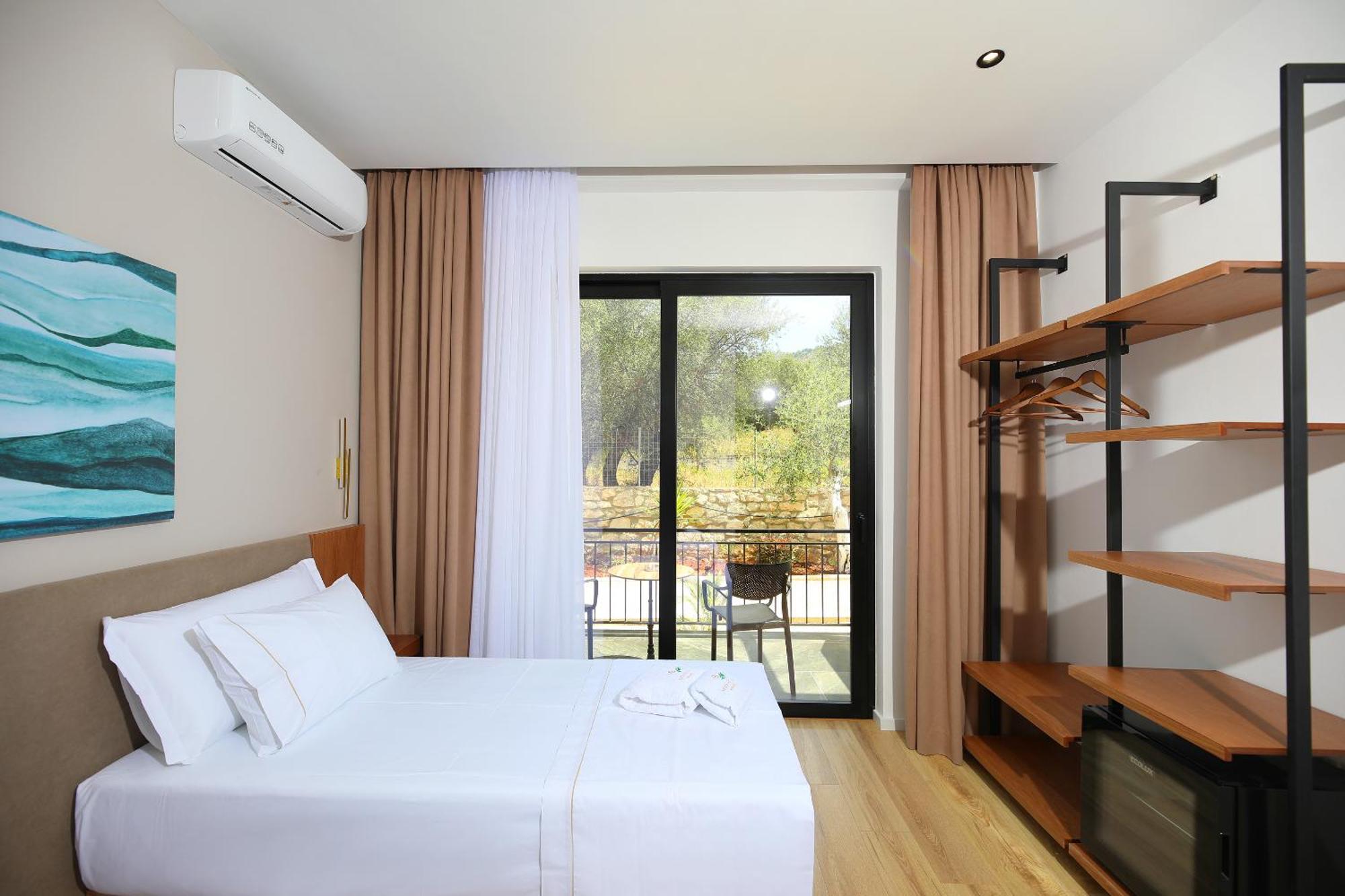 Hotel Mezzanine Bay Himare Esterno foto