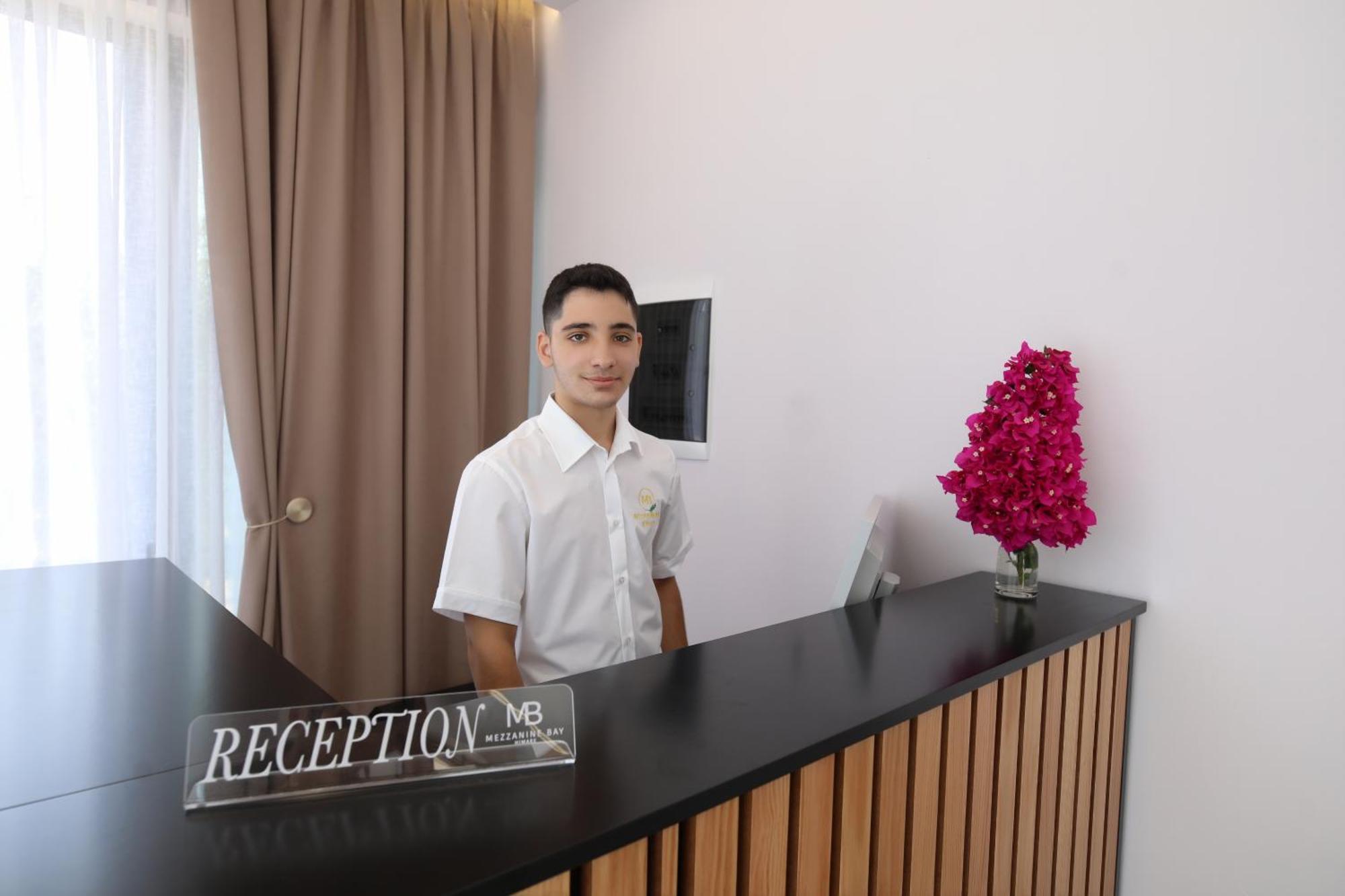 Hotel Mezzanine Bay Himare Esterno foto